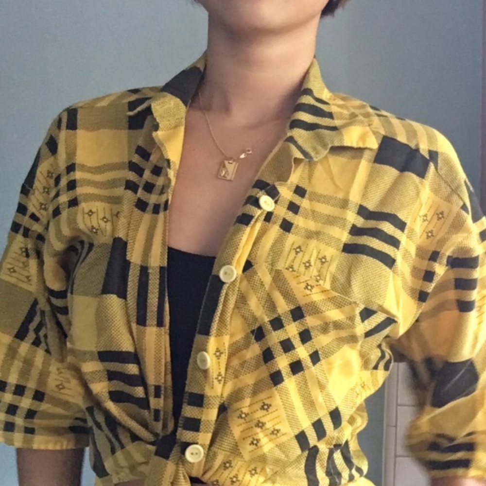 Vintage Yellow and Black Print Cropped Shirt